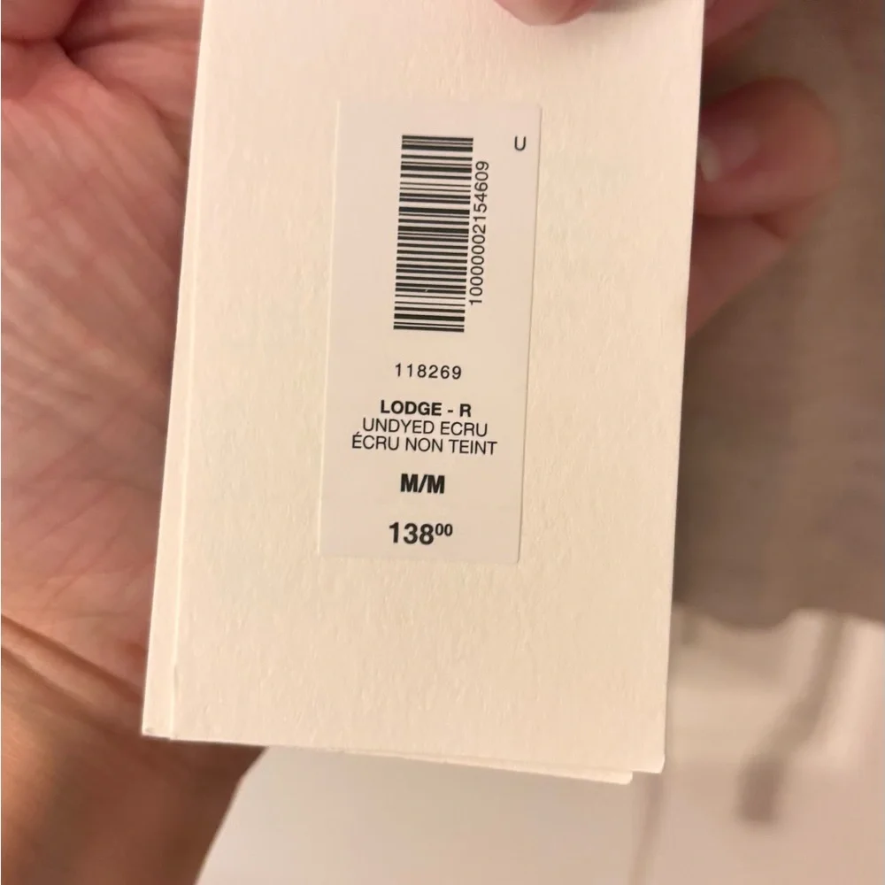 Aritzia Women’s Lodge pants